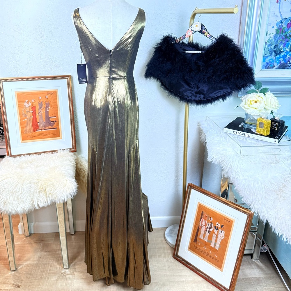 NWT Aidan Mattox Gold‎ Metallic Foiled V-Neck Evening Gown 2 Lame Glam Luxury - Picture 6 of 16
